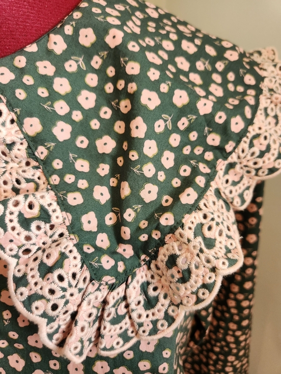 Boden Statement Peter Pan Collar Floral Button Down Shirt - Picture 13 of 13